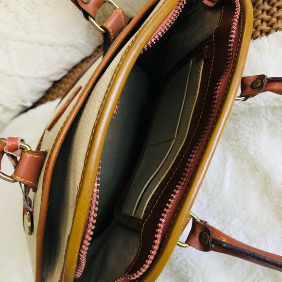 Vintage Dooney and Bourke Domed Satchel, Off White & Tan handbag - Picture 3 of 10